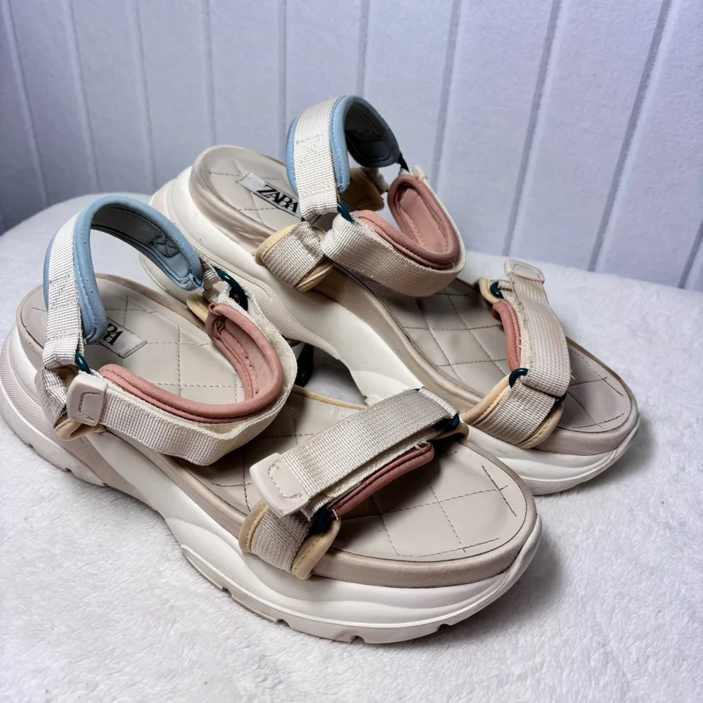 Zara Cream and Tan Sporty Chunky Sandals‎ with Adjustable Straps size 39 - Picture 4 of 12